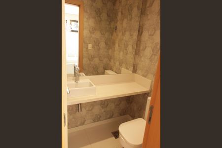 Apartamento para alugar com 206m², 3 quartos e 2 vagasLavabo