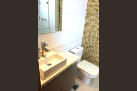 Apartamento para alugar com 206m², 3 quartos e 2 vagasBanheiro da Suíte 2