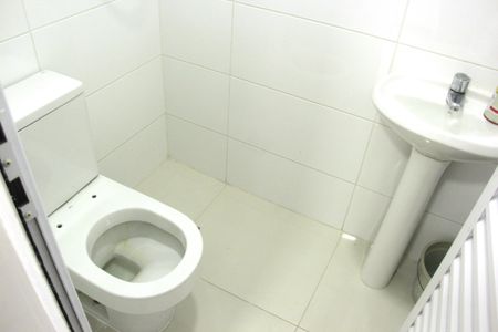 Apartamento para alugar com 206m², 3 quartos e 2 vagasBanheiro de serviço