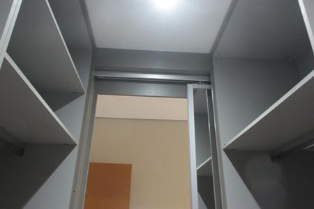 Apartamento para alugar com 206m², 3 quartos e 2 vagasCloset da Suíte 1