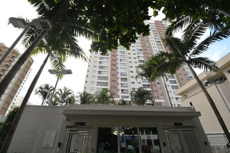 Apartamento para alugar com 55m², 1 quarto e 1 vagaFachada e portaria