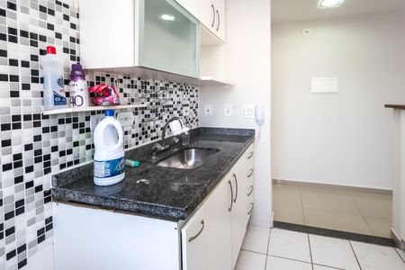 Apartamento para alugar com 48m², 2 quartos e 1 vaga Apartamento para alugar com 48m², 2 quartos e 1 vagaCozinha e Área de Serviço