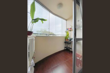 Sacada de apartamento à venda com 2 quartos, 74m² em Jaguaribe, Osasco