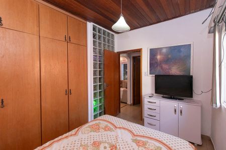 Quarto 1 de casa à venda com 4 quartos, 150m² em Vila Medeiros, São Paulo