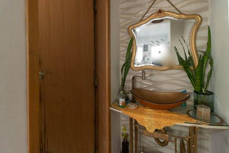 Casa à venda com 150m², 4 quartos e 2 vagasBanheiro Social