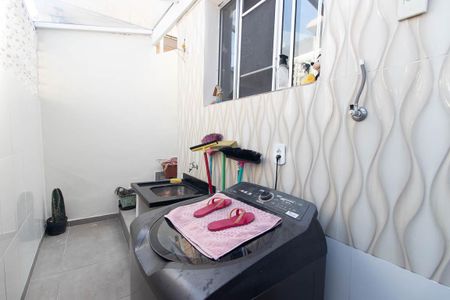 Casa à venda com 150m², 4 quartos e 2 vagasÁrea de Serviço