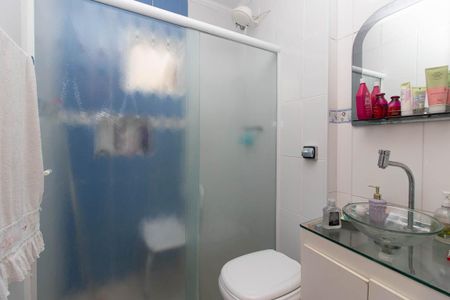 Casa à venda com 150m², 4 quartos e 2 vagasBanheiro 2