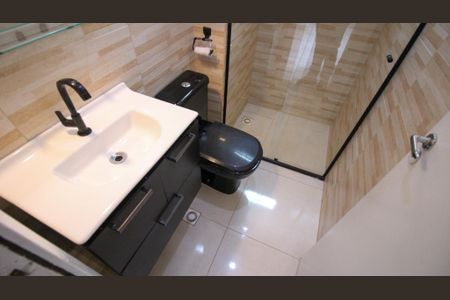 Apartamento para alugar com 49m², 2 quartos e 1 vaga Apartamento para alugar com 49m², 2 quartos e 1 vagaBanheiro
