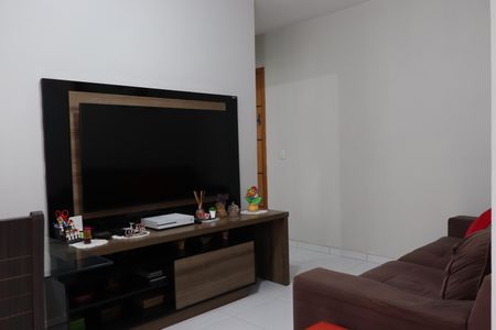 Sala de kitnet/studio para alugar com 2 quartos, 43m² em Jardim Santa Teresinha, São Paulo