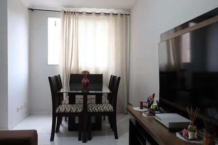 Sala de kitnet/studio para alugar com 2 quartos, 43m² em Jardim Santa Teresinha, São Paulo