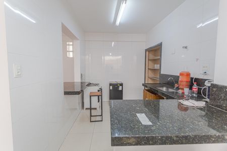 Apartamento para alugar com 300m², 5 quartos e 1 vaga Apartamento para alugar com 300m², 5 quartos e 1 vagaCozinha 2