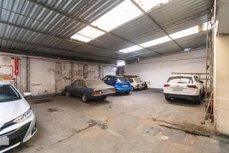 Apartamento para alugar com 300m², 5 quartos e 1 vaga Apartamento para alugar com 300m², 5 quartos e 1 vagaGaragem