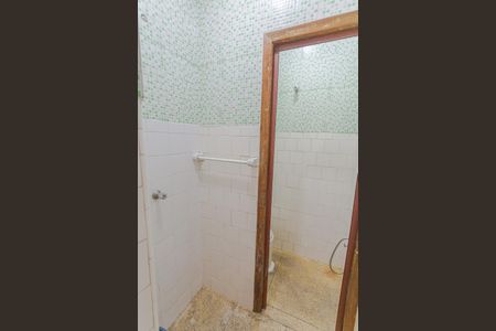 Apartamento para alugar com 300m², 5 quartos e 1 vaga Apartamento para alugar com 300m², 5 quartos e 1 vagaBanheiro Social 1