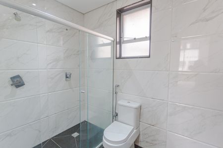 Apartamento para alugar com 300m², 5 quartos e 1 vaga Apartamento para alugar com 300m², 5 quartos e 1 vagaBanheiro da Suíte