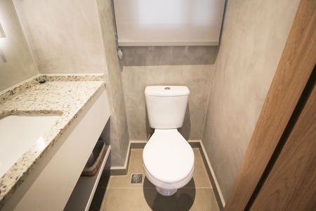 Lavabo de apartamento para alugar com 2 quartos, 68m² em Indianópolis, São Paulo