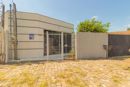 Casa para alugar com 200m², 2 quartos e 1 vagaFachada/Placa