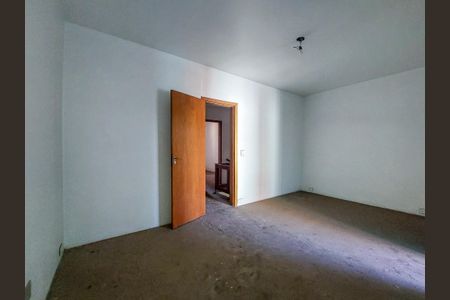 Casa para alugar com 250m², 3 quartos e 2 vagas Casa para alugar com 250m², 3 quartos e 2 vagasSuíte