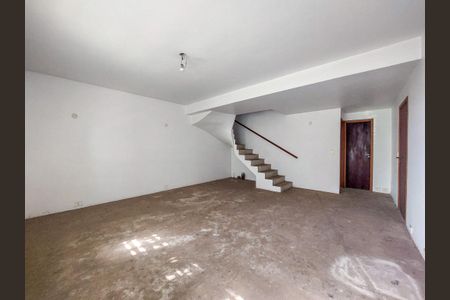 Sala de casa à venda com 3 quartos, 250m² em Vila das Belezas, São Paulo