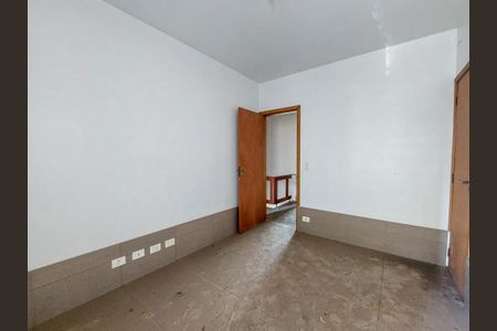 Casa para alugar com 250m², 3 quartos e 2 vagas Casa para alugar com 250m², 3 quartos e 2 vagasQuarto 2