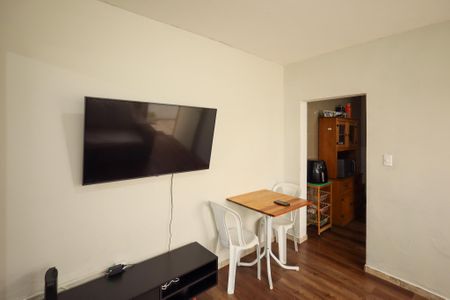 Sala  de casa à venda com 2 quartos, 140m² em Campo Grande, São Paulo