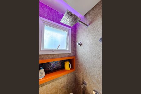 Apartamento à venda com 92m², 2 quartos e 2 vagas Apartamento à venda com 92m², 2 quartos e 2 vagasBanheiro da Suíte 2