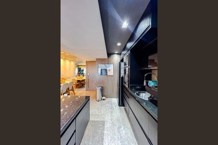 Apartamento à venda com 92m², 2 quartos e 2 vagas Apartamento à venda com 92m², 2 quartos e 2 vagasCozinha