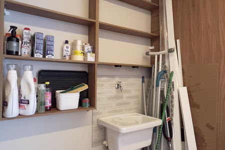 Apartamento à venda com 73m², 2 quartos e 2 vagas Apartamento à venda com 73m², 2 quartos e 2 vagasCozinha e Área de Serviço