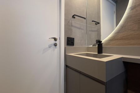 Apartamento à venda com 73m², 2 quartos e 2 vagas Apartamento à venda com 73m², 2 quartos e 2 vagasBanheiro da Suíte