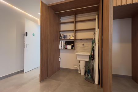 Apartamento à venda com 73m², 2 quartos e 2 vagas Apartamento à venda com 73m², 2 quartos e 2 vagasCozinha e Área de Serviço