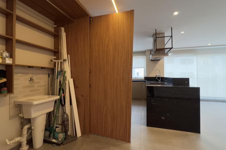 Apartamento à venda com 73m², 2 quartos e 2 vagas Apartamento à venda com 73m², 2 quartos e 2 vagasCozinha e Área de Serviço