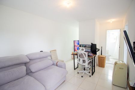 Sala de apartamento à venda com 2 quartos, 41m² em Caiapos, Contagem