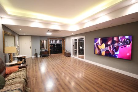 Apartamento para alugar com 170m², 3 quartos e 2 vagasSala