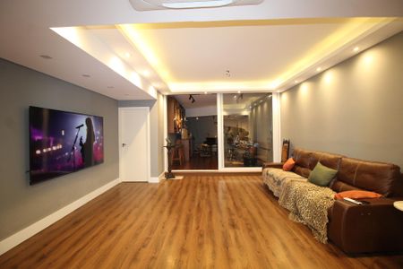 Apartamento para alugar com 170m², 3 quartos e 2 vagasSala