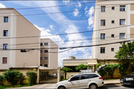 Apartamento para alugar com 50m², 2 quartos e 1 vaga Apartamento para alugar com 50m², 2 quartos e 1 vagaFachada