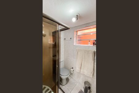 Casa à venda com 240m², 3 quartos e 3 vagas Casa à venda com 240m², 3 quartos e 3 vagasBanheiro