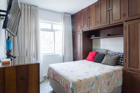 Apartamento à venda com 170m², 3 quartos e 2 vagas Apartamento à venda com 170m², 3 quartos e 2 vagassuite