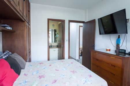 Apartamento à venda com 170m², 3 quartos e 2 vagas Apartamento à venda com 170m², 3 quartos e 2 vagassuite