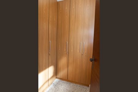 Apartamento à venda com 170m², 3 quartos e 2 vagas Apartamento à venda com 170m², 3 quartos e 2 vagasBanheiro de serviço