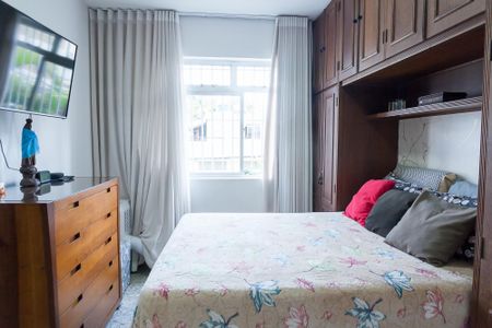 Apartamento à venda com 170m², 3 quartos e 2 vagas Apartamento à venda com 170m², 3 quartos e 2 vagassuite