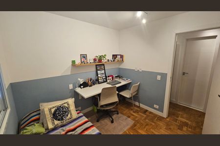 Quarto de apartamento à venda com 2 quartos, 70m² em Vila Nova Conceição, São Paulo