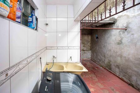 Casa para alugar com 110m², 2 quartos e sem vagaÁrea de Serviço