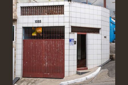 Casa para alugar com 110m², 2 quartos e sem vagaFachada