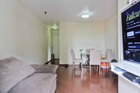 Sala de apartamento à venda com 3 quartos, 65m² em Vila Carbone, São Paulo