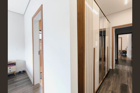 Casa de condomínio para alugar com 217m², 3 quartos e 3 vagasSuíte 2