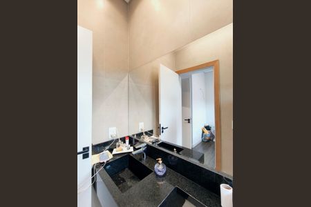 Casa de condomínio para alugar com 217m², 3 quartos e 3 vagasBanheiro da Suíte 3