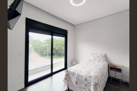 Casa de condomínio para alugar com 217m², 3 quartos e 3 vagasSuíte 2