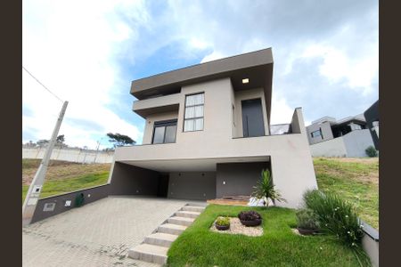 Casa de condomínio para alugar com 217m², 3 quartos e 3 vagasFachada