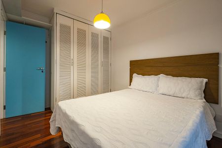Quarto 1 de apartamento para alugar com 3 quartos, 55m² em Pinheiros, São Paulo