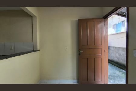 Casa de condomínio para alugar com 30m², 1 quarto e sem vagaSala