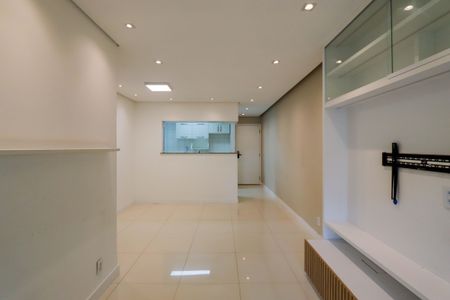 Sala de apartamento para alugar com 3 quartos, 75m² em Jaguaré, São Paulo